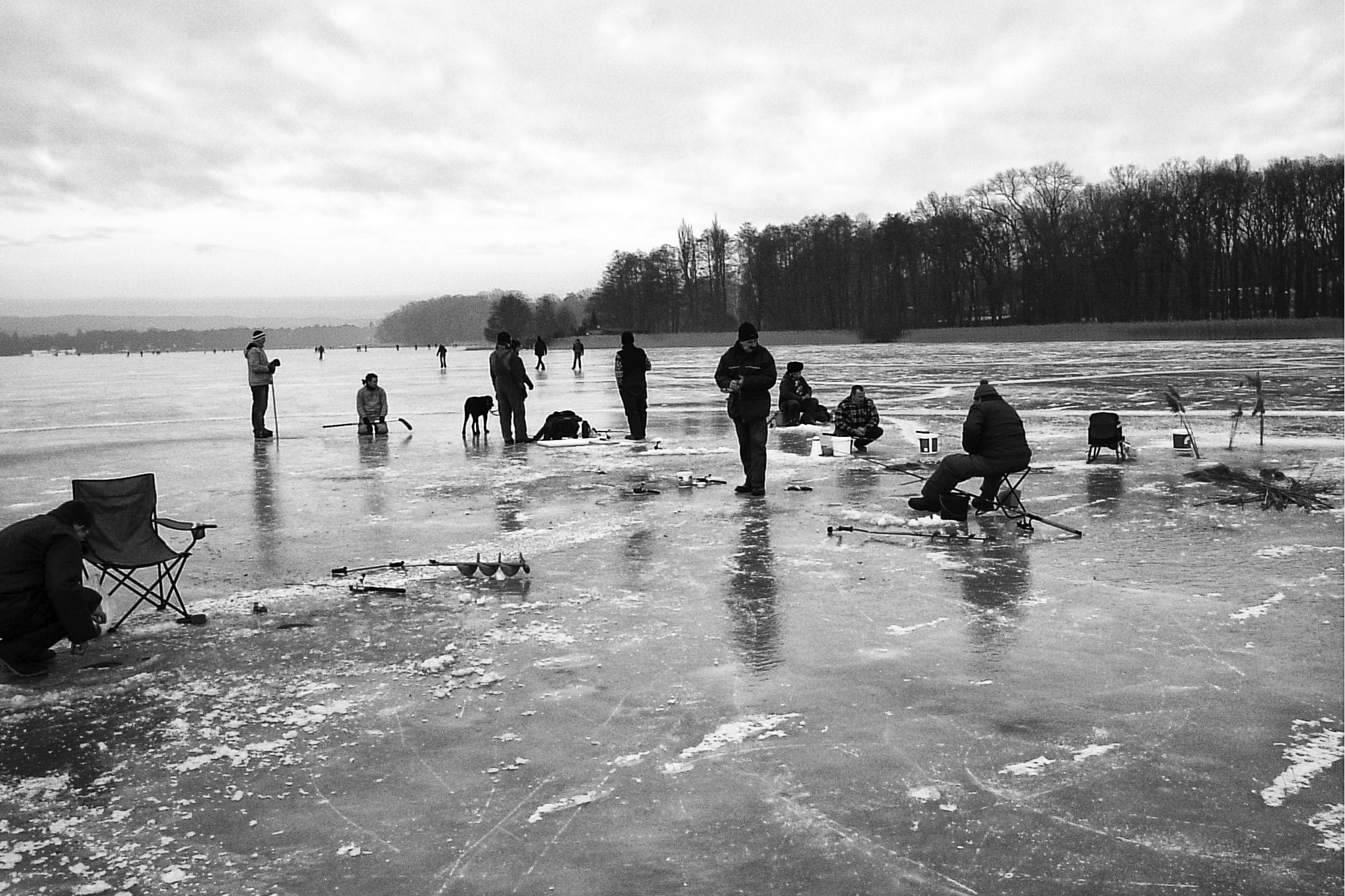 Ice-fishing on Lake Scharmuetzel